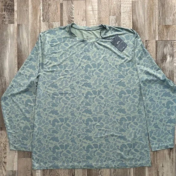 Mens XXL Fish Hippie Green and Blue Camo Long Sleeve Tee - Picture 1 of 10